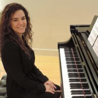Piano Lessons in Sherman Oaks - Red Pelican Music - Jennifer