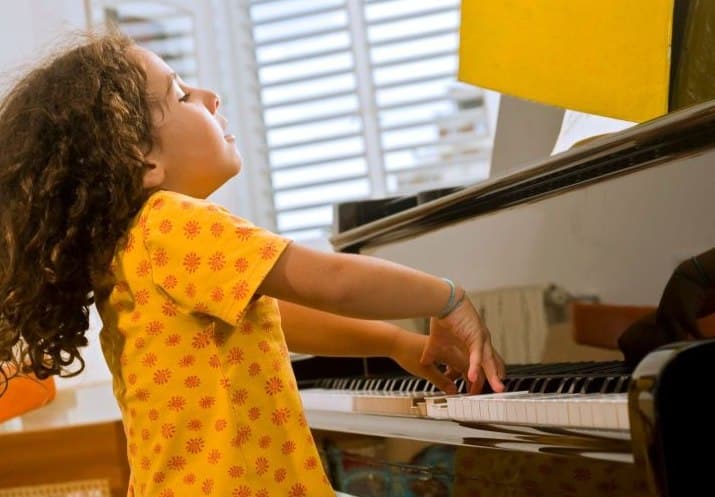 Piano Lessons Los Angeles | In-Home, Studio and Online - Red Pelican Music